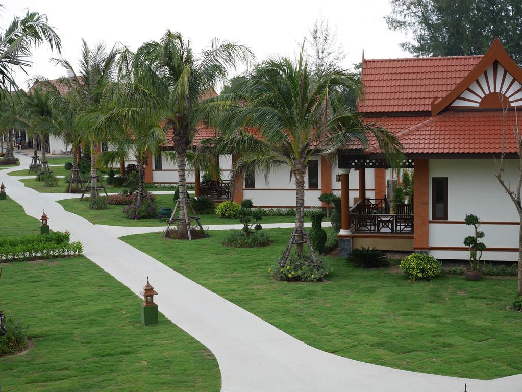 The Sunset Beach Resort - Koh Kho Khao Koh Kho Khao Island Zewnętrze zdjęcie