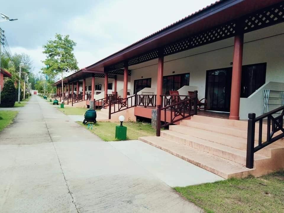 The Sunset Beach Resort - Koh Kho Khao Koh Kho Khao Island Zewnętrze zdjęcie